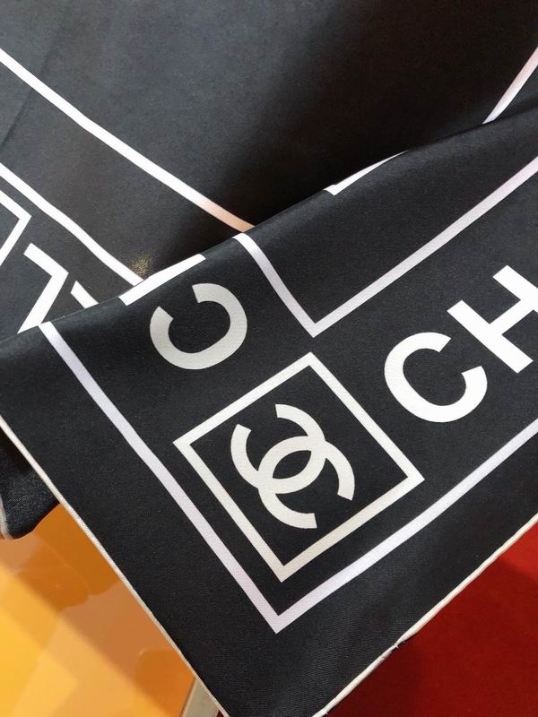 Chanel silk scarf 90X90cm E (23)