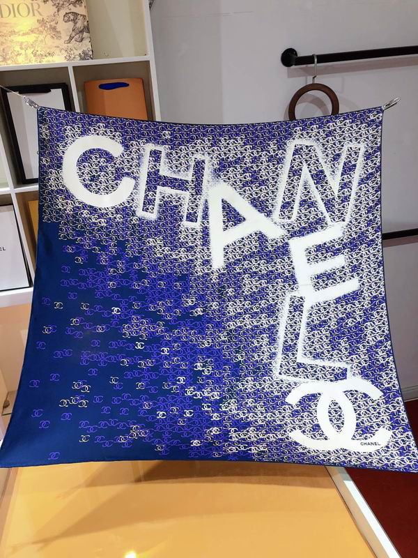 Chanel silk scarf 90X90cm E (3)