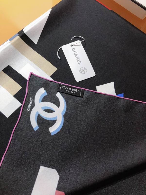 Chanel silk scarf 90X90cm E (3)