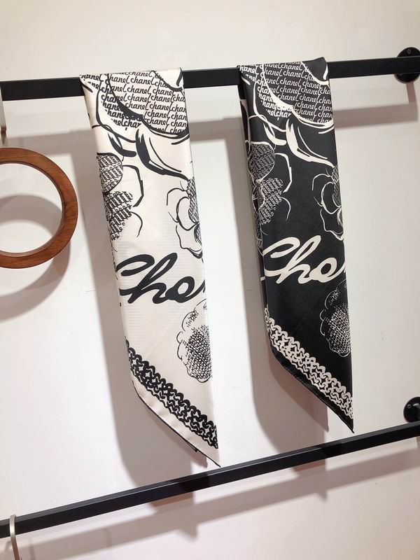 Chanel silk scarf 90X90cm E (3)