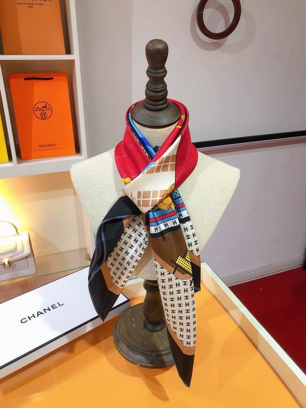 Chanel silk scarf 90X90cm E (3)