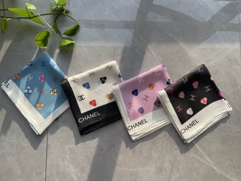 Chanel silk scarf 90X90cm E (4)