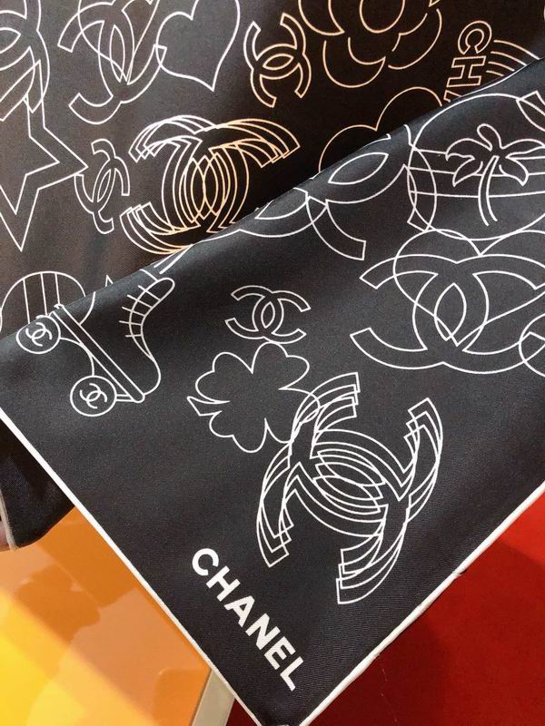 Chanel silk scarf 90X90cm E (4)