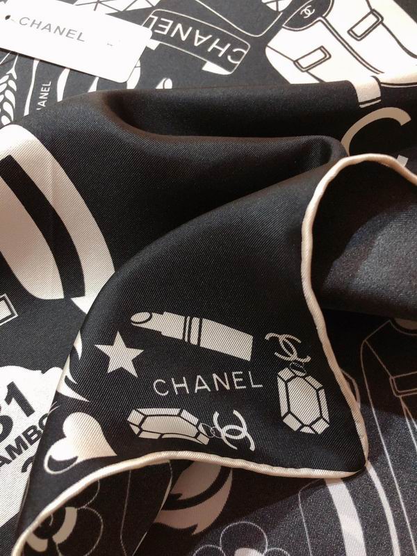 Chanel silk scarf 90X90cm E (4)