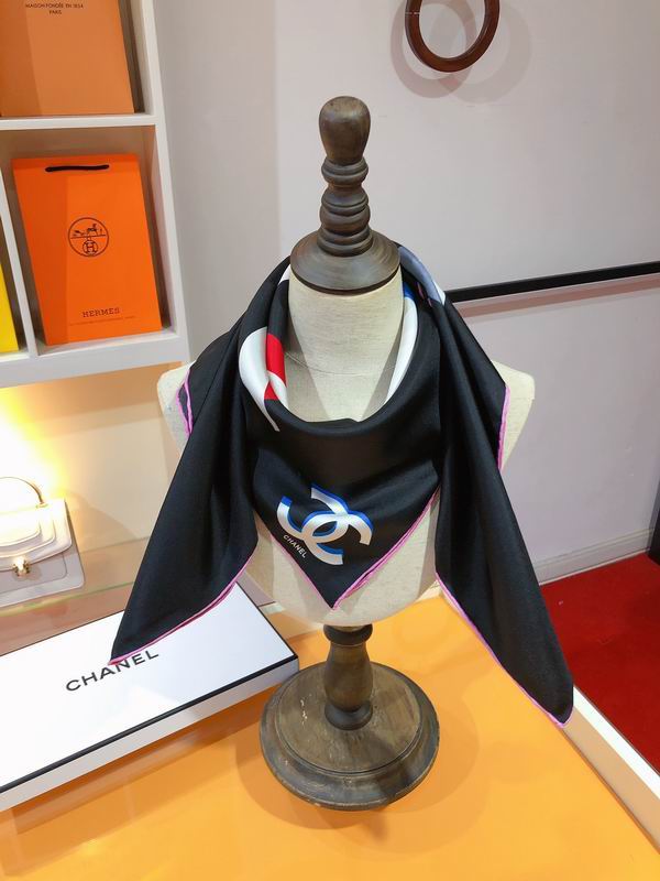 Chanel silk scarf 90X90cm E (4)