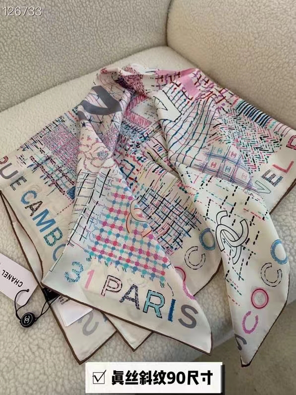 Chanel silk scarf 90X90cm E (5)