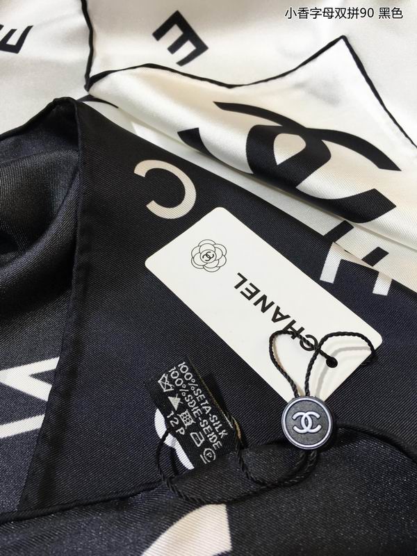 Chanel silk scarf 90X90cm E (5)