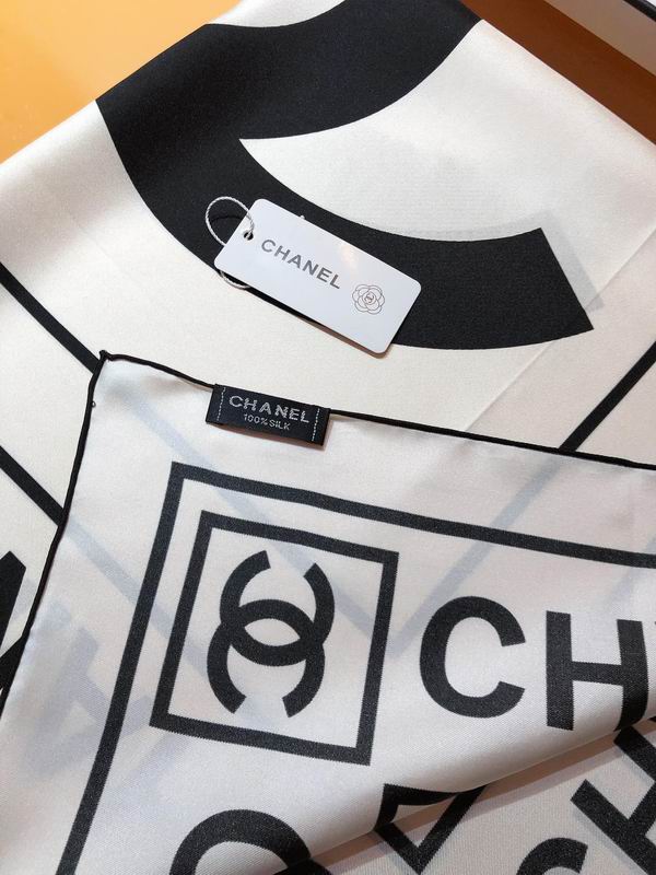 Chanel silk scarf 90X90cm E (5)