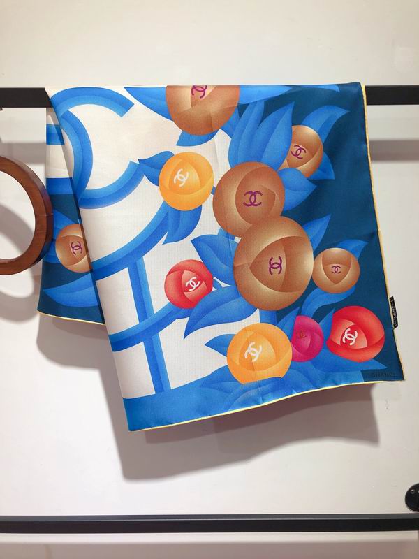 Chanel silk scarf 90X90cm E (5)