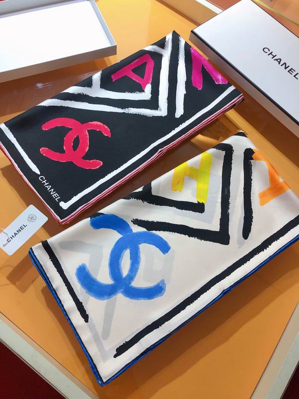 Chanel silk scarf 90X90cm E (5)
