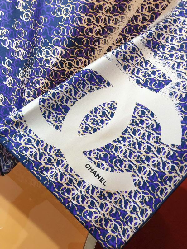 Chanel silk scarf 90X90cm E (5)