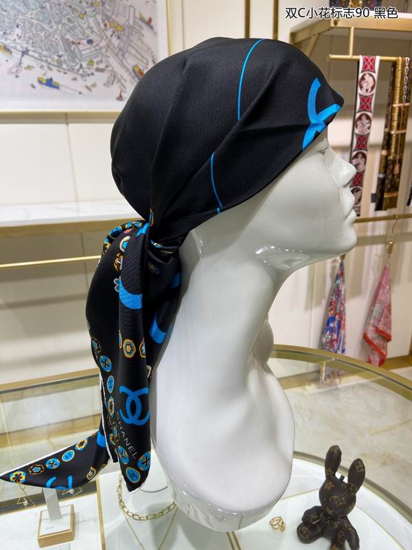 Chanel silk scarf 90X90cm E (5)