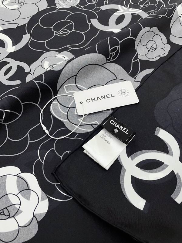 Chanel silk scarf 90X90cm E (6)