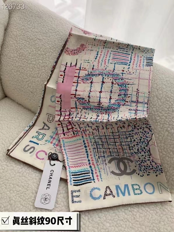 Chanel silk scarf 90X90cm E (6)