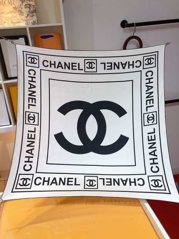 Chanel silk scarf 90X90cm E (6)
