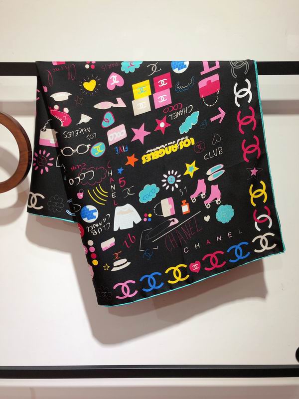 Chanel silk scarf 90X90cm E (6)