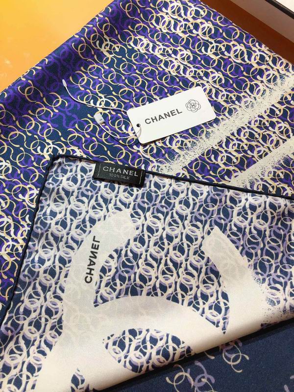 Chanel silk scarf 90X90cm E (6)