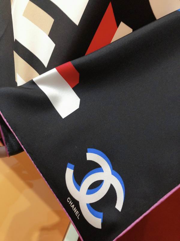 Chanel silk scarf 90X90cm E (6)
