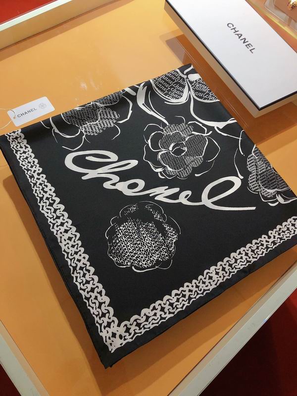 Chanel silk scarf 90X90cm E (6)
