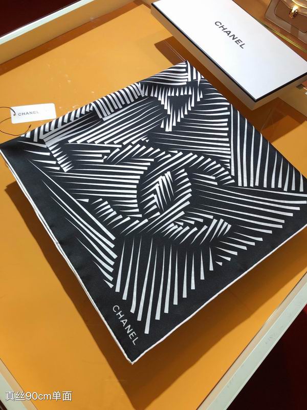 Chanel silk scarf 90X90cm E (7)