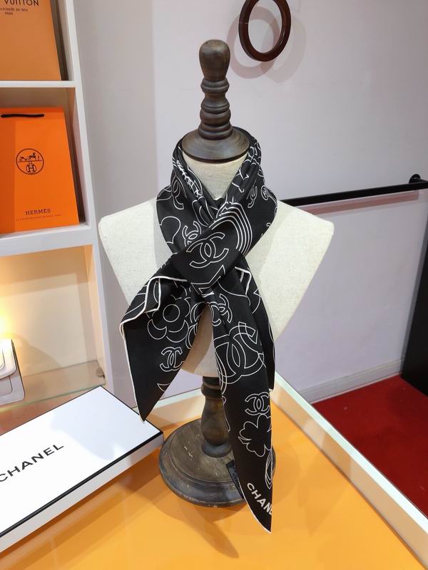 Chanel silk scarf 90X90cm E (7)