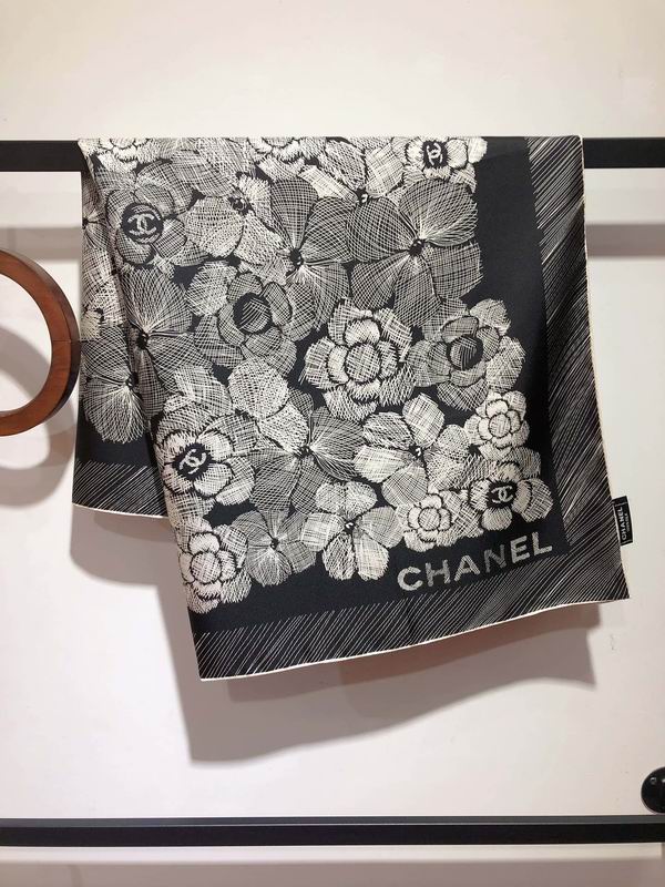 Chanel silk scarf 90X90cm E (7)
