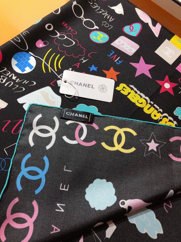 Chanel silk scarf 90X90cm E (8)