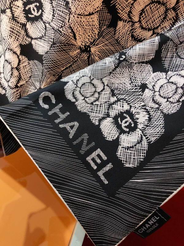 Chanel silk scarf 90X90cm E (8)