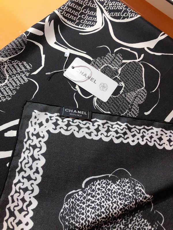 Chanel silk scarf 90X90cm E (8)