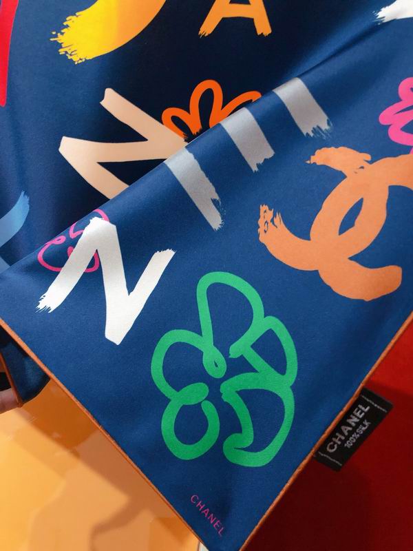 Chanel silk scarf 90X90cm E (9)