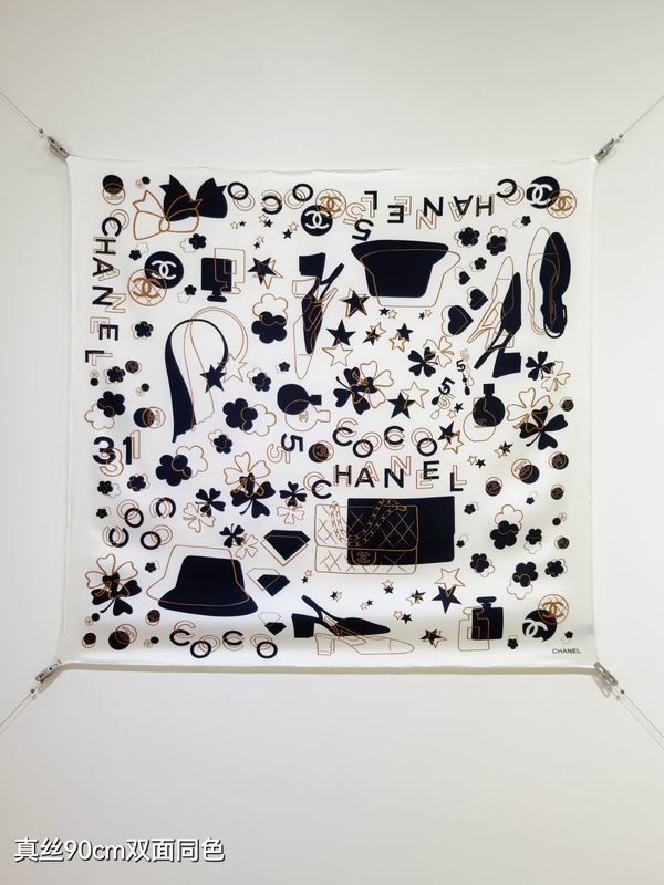 Chanel silk scarf 90X90cm E06 (8)