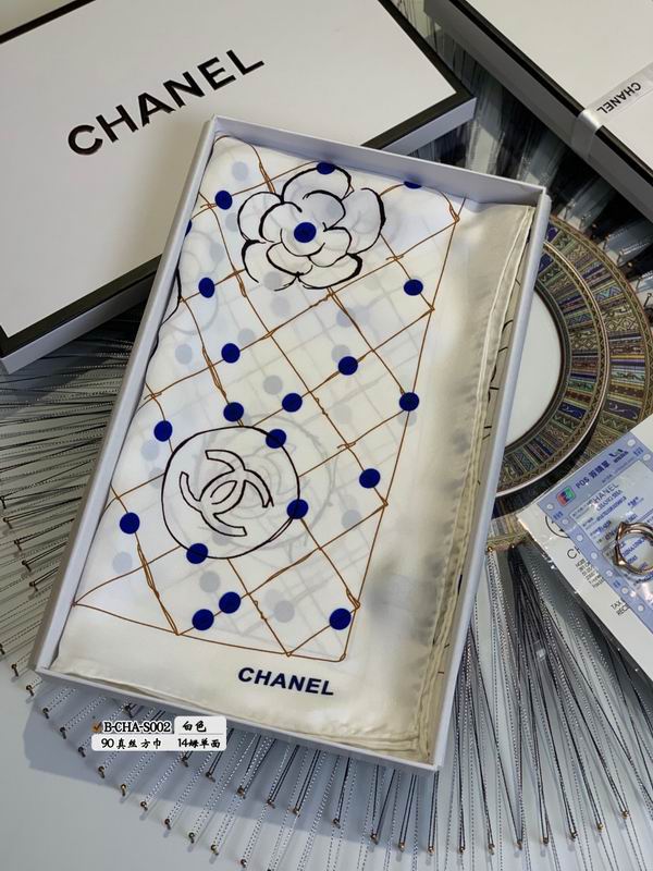 Chanel silk scarf 90X90cmE (1)