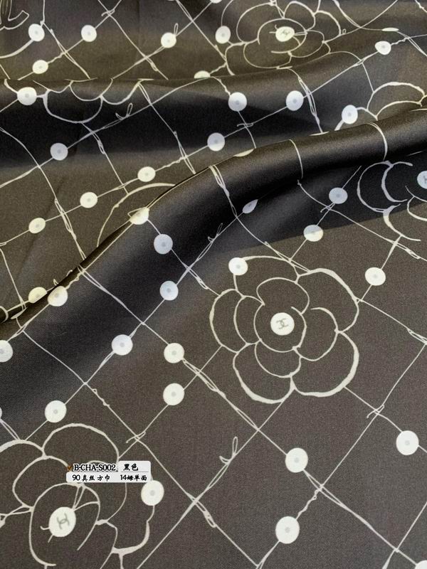 Chanel silk scarf 90X90cmE (11)