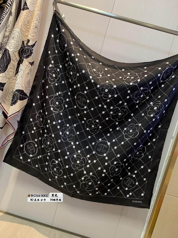 Chanel silk scarf 90X90cmE (17)
