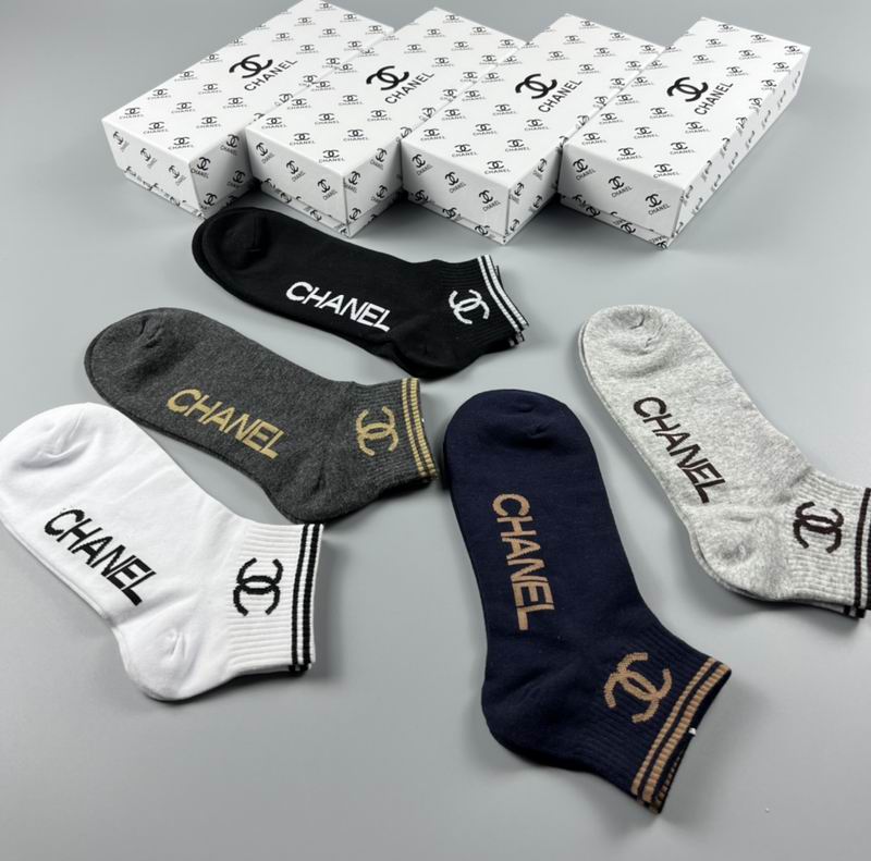 Chanel socks (2)