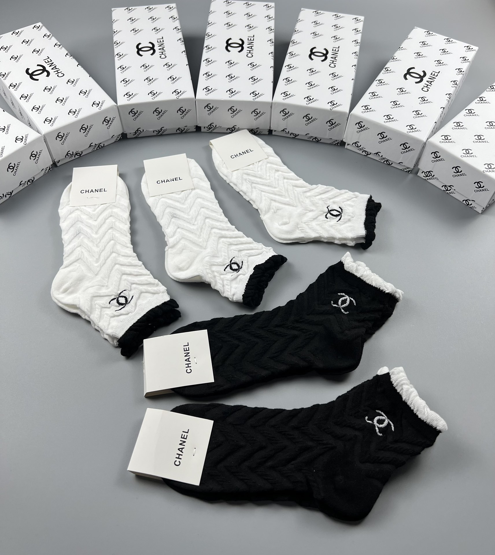 Chanel socks (4)