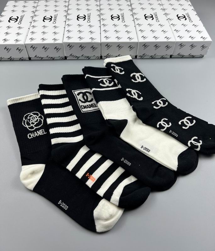 Chanel socks (6)
