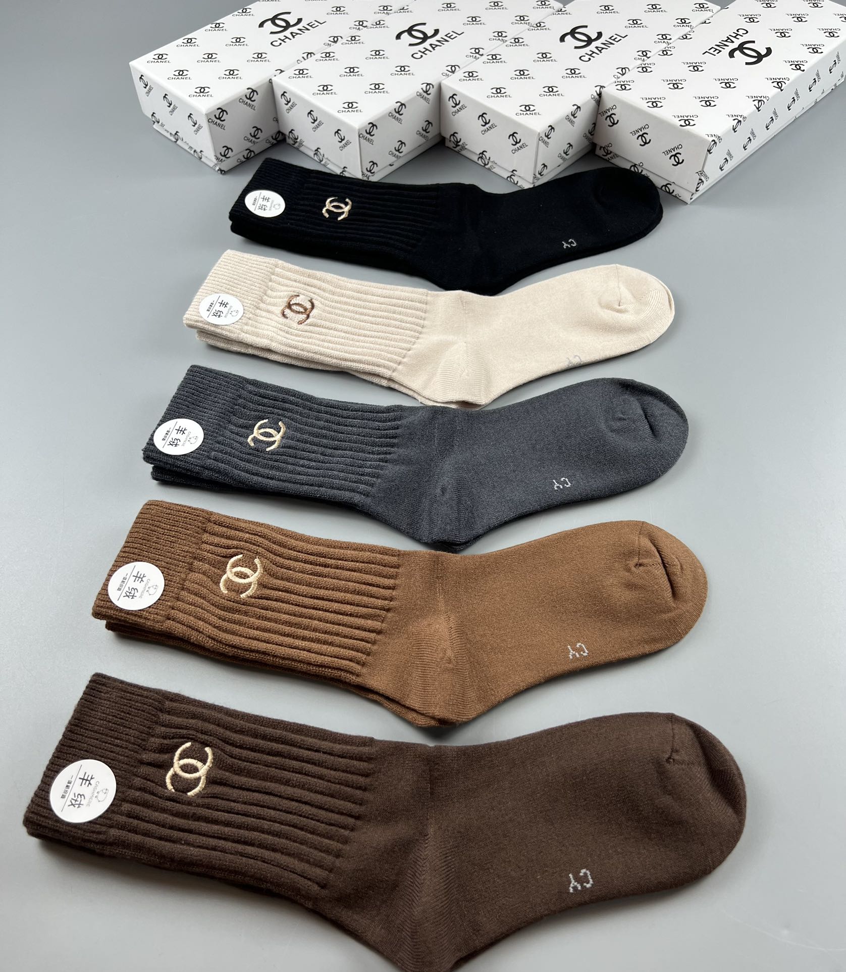 Chanel socks  (1)