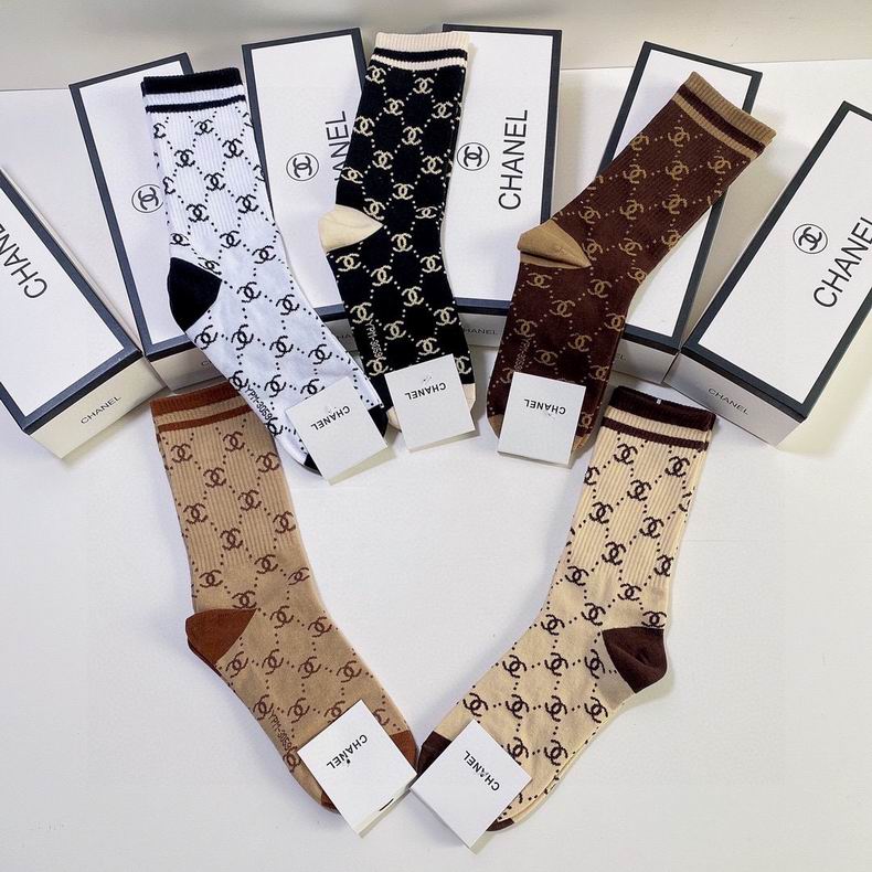 Chanel socks  (1)