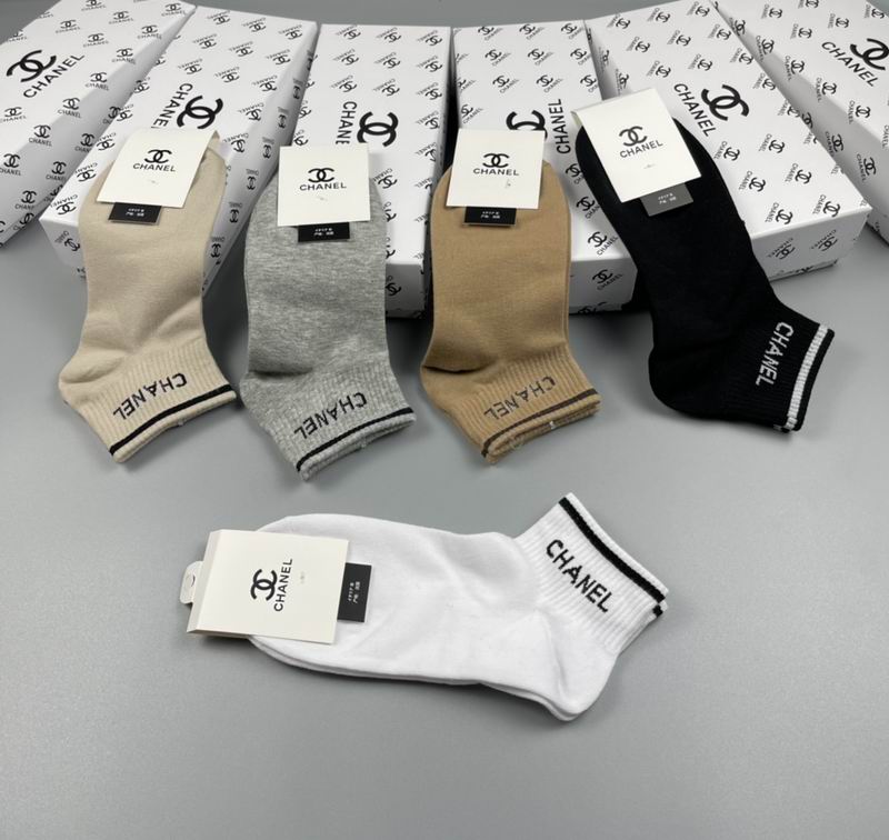 Chanel socks  (1)