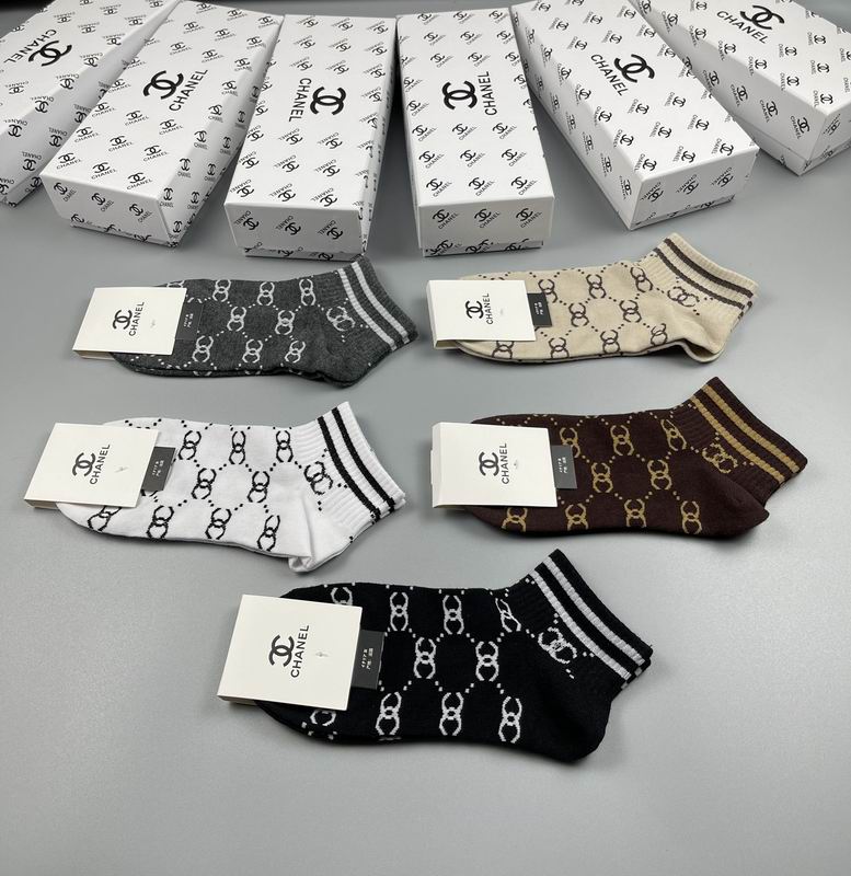 Chanel socks  (1)