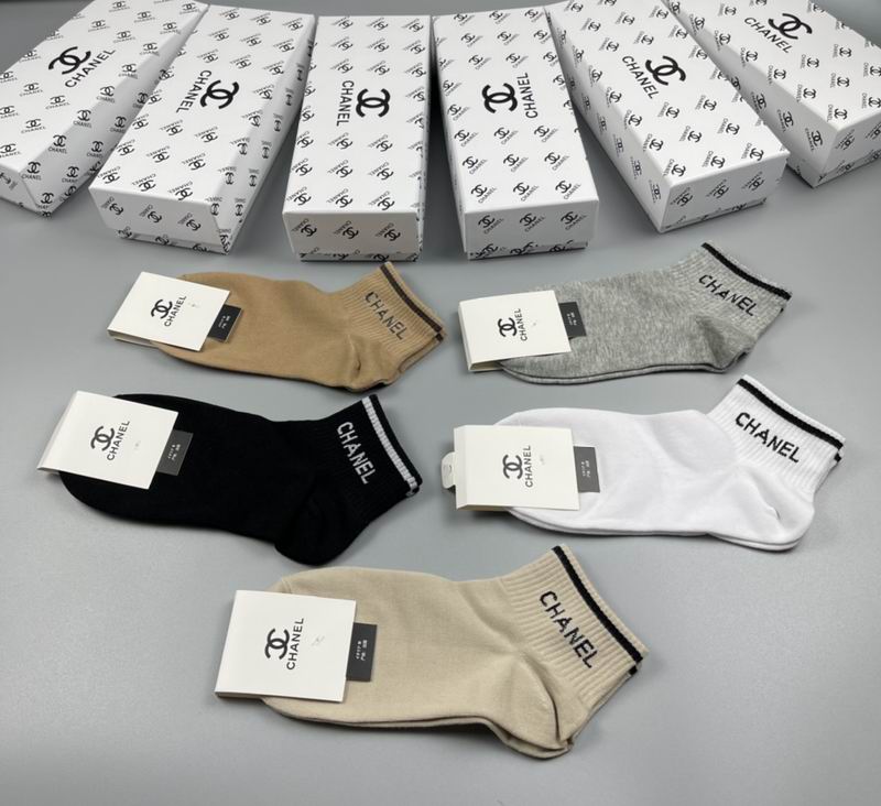 Chanel socks  (2)