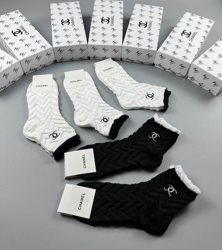 Chanel socks  (2)