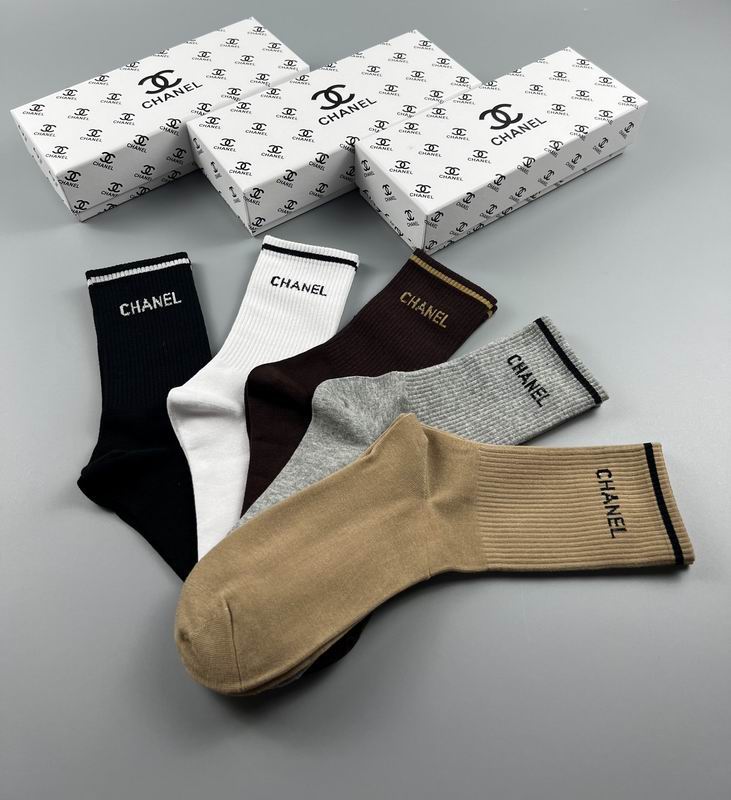 Chanel socks  (3)