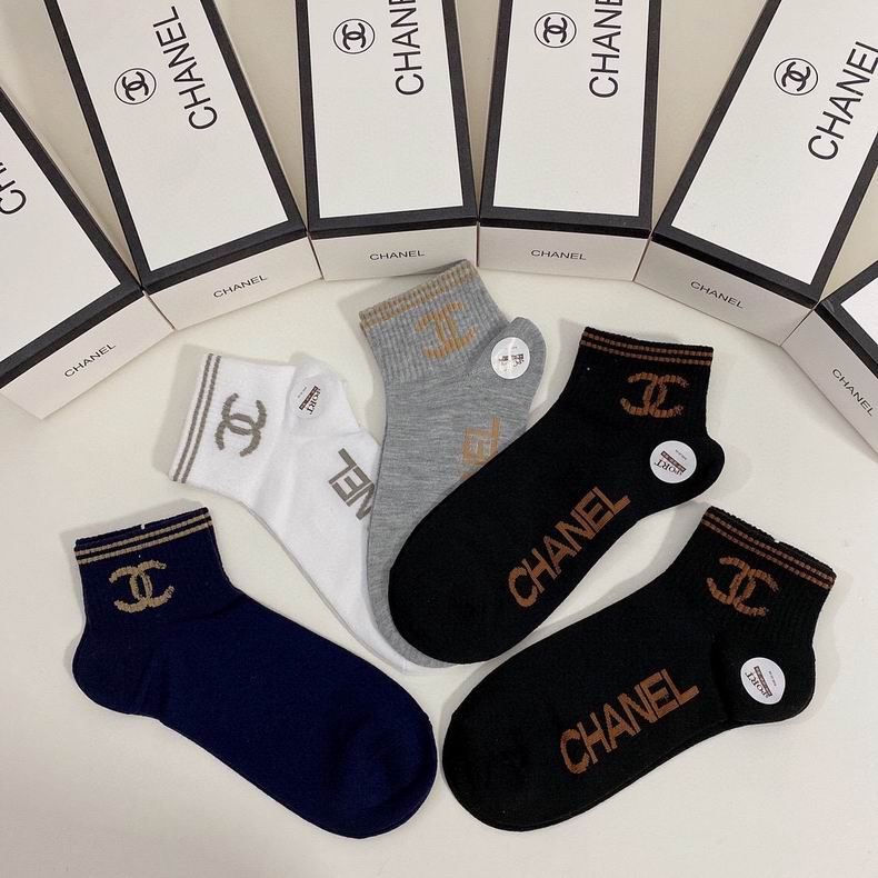 Chanel socks  (3)