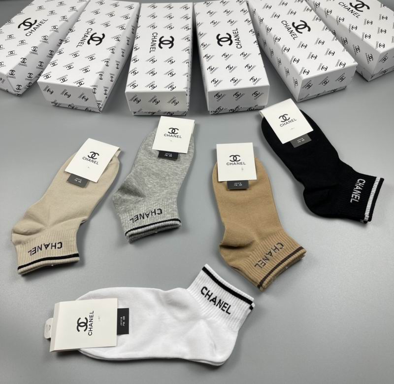 Chanel socks  (3)