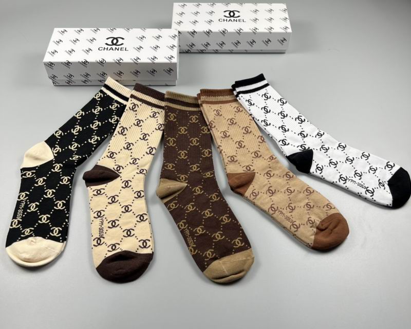 Chanel socks  (3)