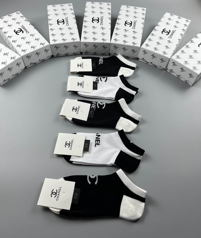 Chanel socks  (4)