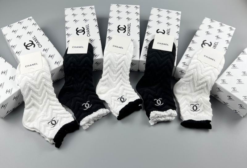 Chanel socks  (4)