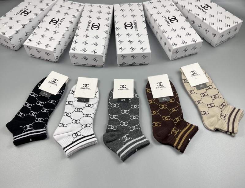 Chanel socks  (4)